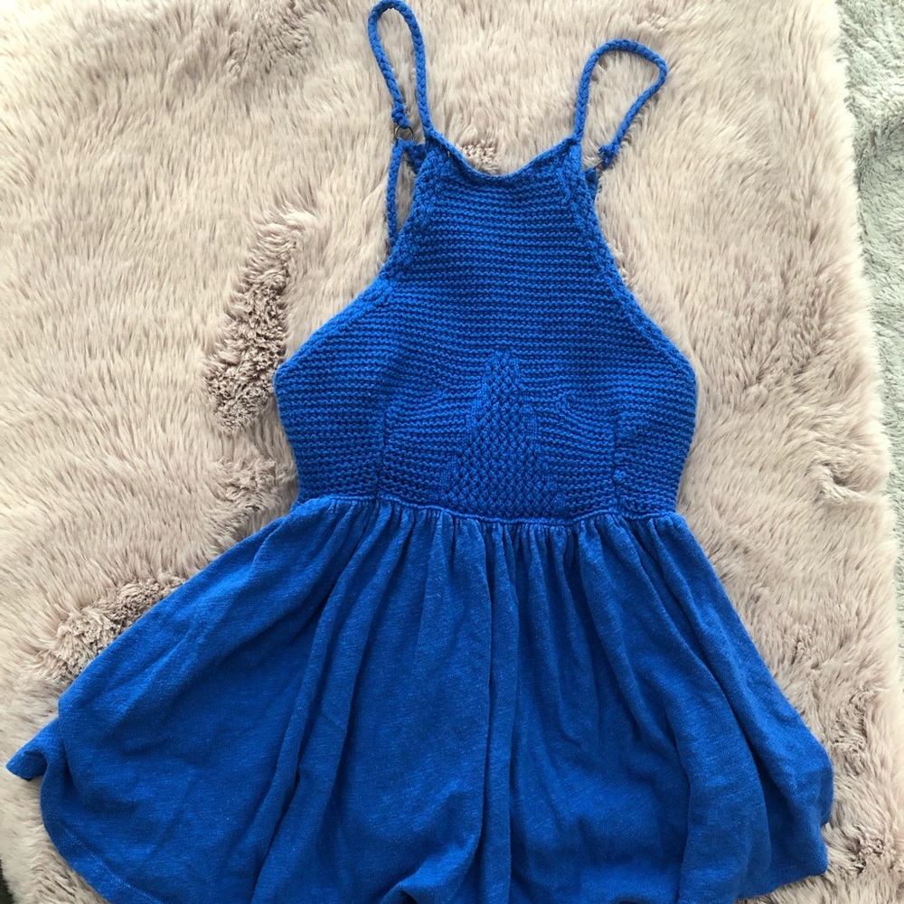 Road trip strappy contrast top